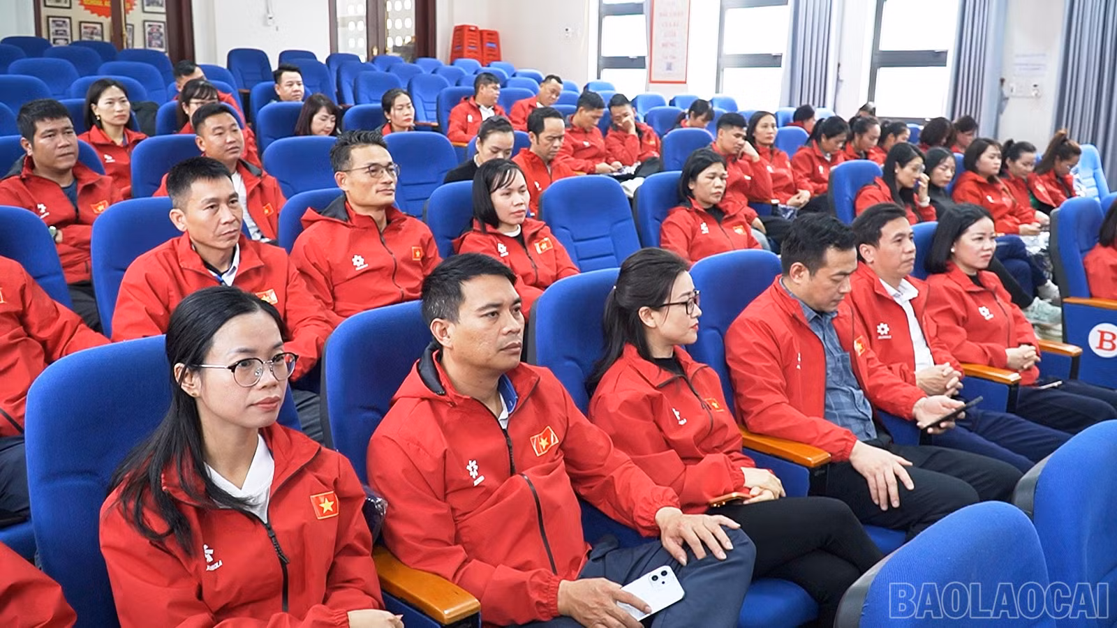 baolaocai-br_chuyen-de-van-hoa-the-thao-copy00-05-26-17still409.jpg