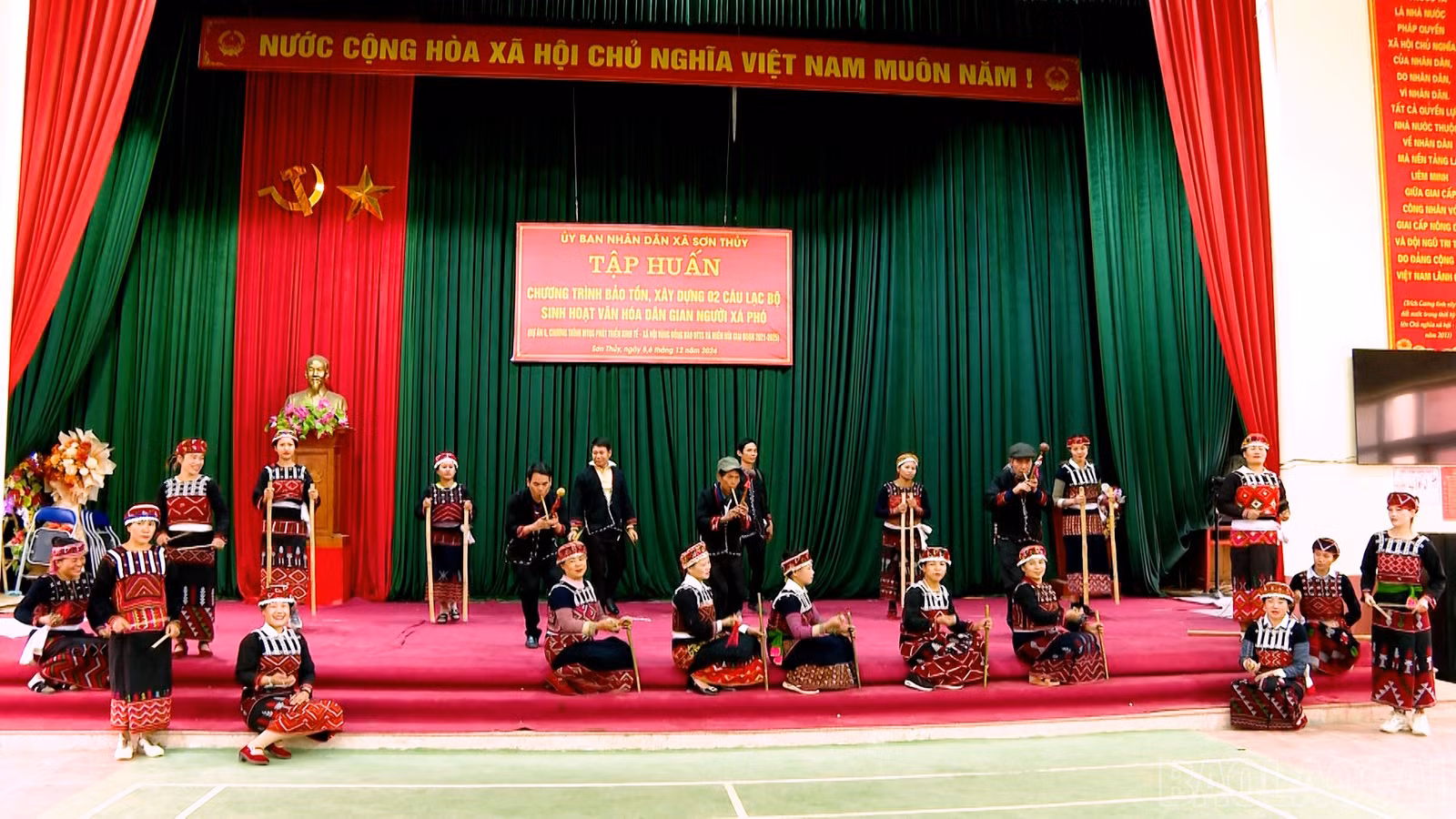 baolaocai-br_chuyen-de-van-hoa-the-thao-copy00-18-28-19still373.jpg