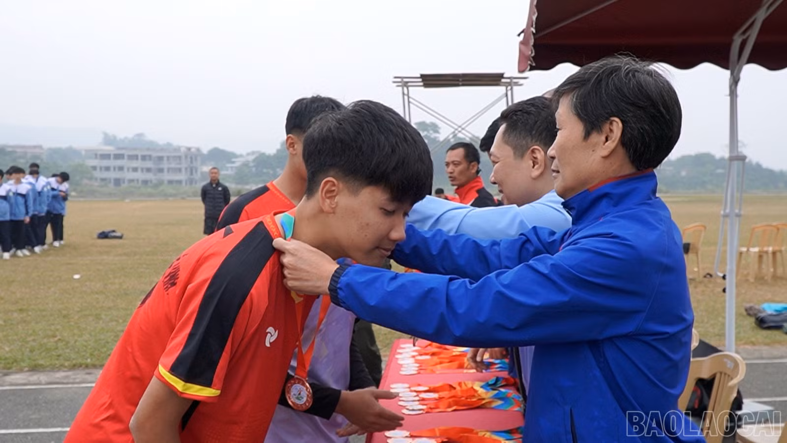 baolaocai-br_chuyen-de-van-hoa-the-thao-copy00-13-49-12still438.jpg