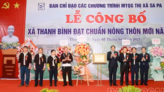 Công bố xã Thanh Bình và xã Tả Van đạt chuẩn nông thôn mới