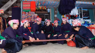 Giữ bản sắc, thêm sinh kế