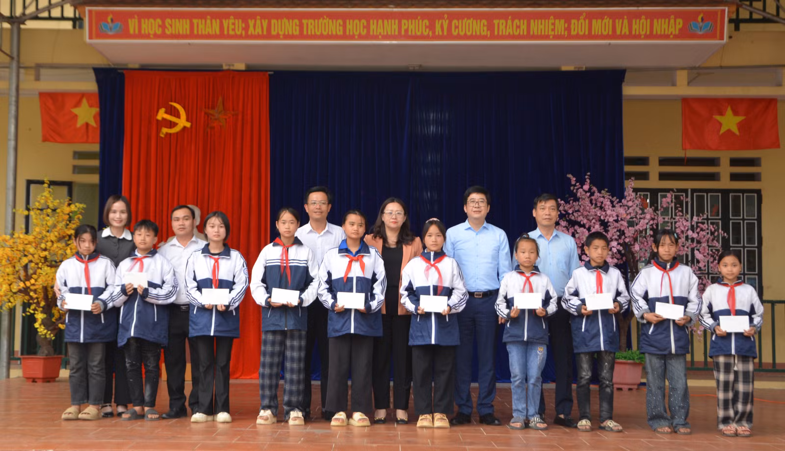 dsc-2017.jpg