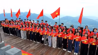Bài 2: Tạo nguồn từ những mái trường