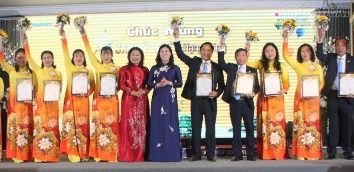 baolaocai-tr_z7487139246046-4cdcf3c3aa377b827c356ab3c4bd5561.jpg