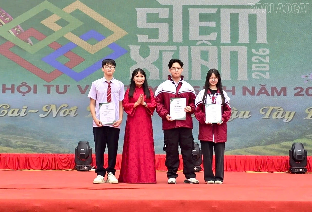 baolaocai-tr_z7483303975867-4e84b84fad83b59f37bf140ac3eefc77.jpg