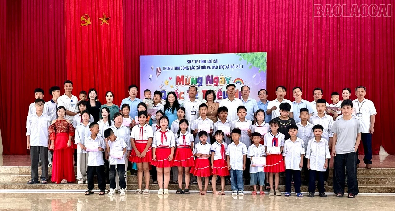 baolaocai-tr_z7887560976364-353b6cd488ba325536c7c305ab03098d.jpg
