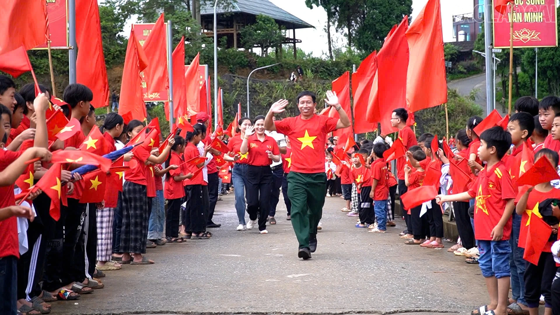 baolaocai-tr_z6960115007694-5c84bb1735e29e2cdd321ff5bc5597a6.jpg