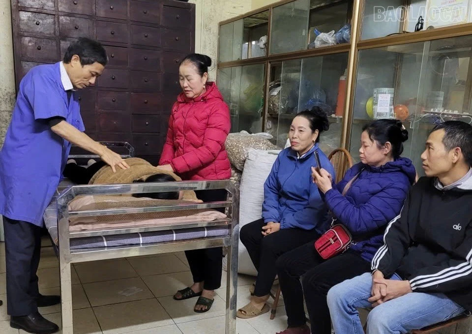 baolaocai-tr_z7517819139874-3587161f94a69b163d969d5b31e05d9b-1.jpg