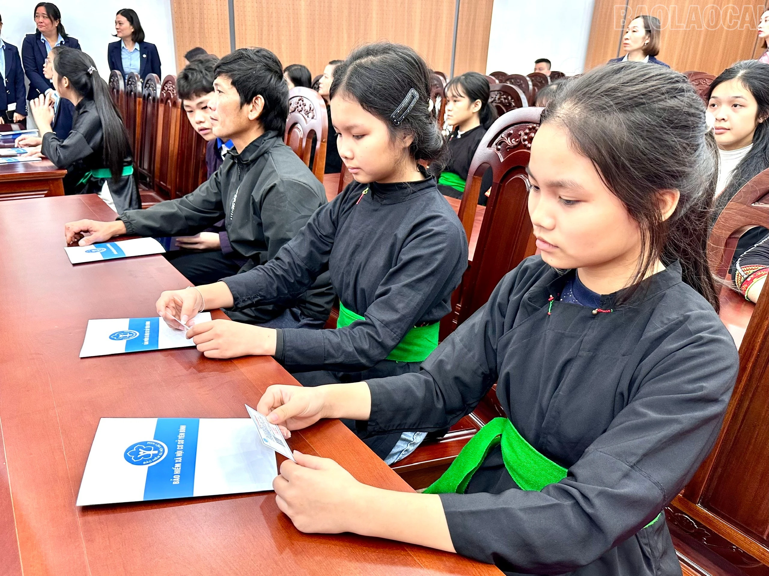 baolaocai-tr_z7315368377256-a3d7765079bc54cf363252a5f8a5a7bd.jpg