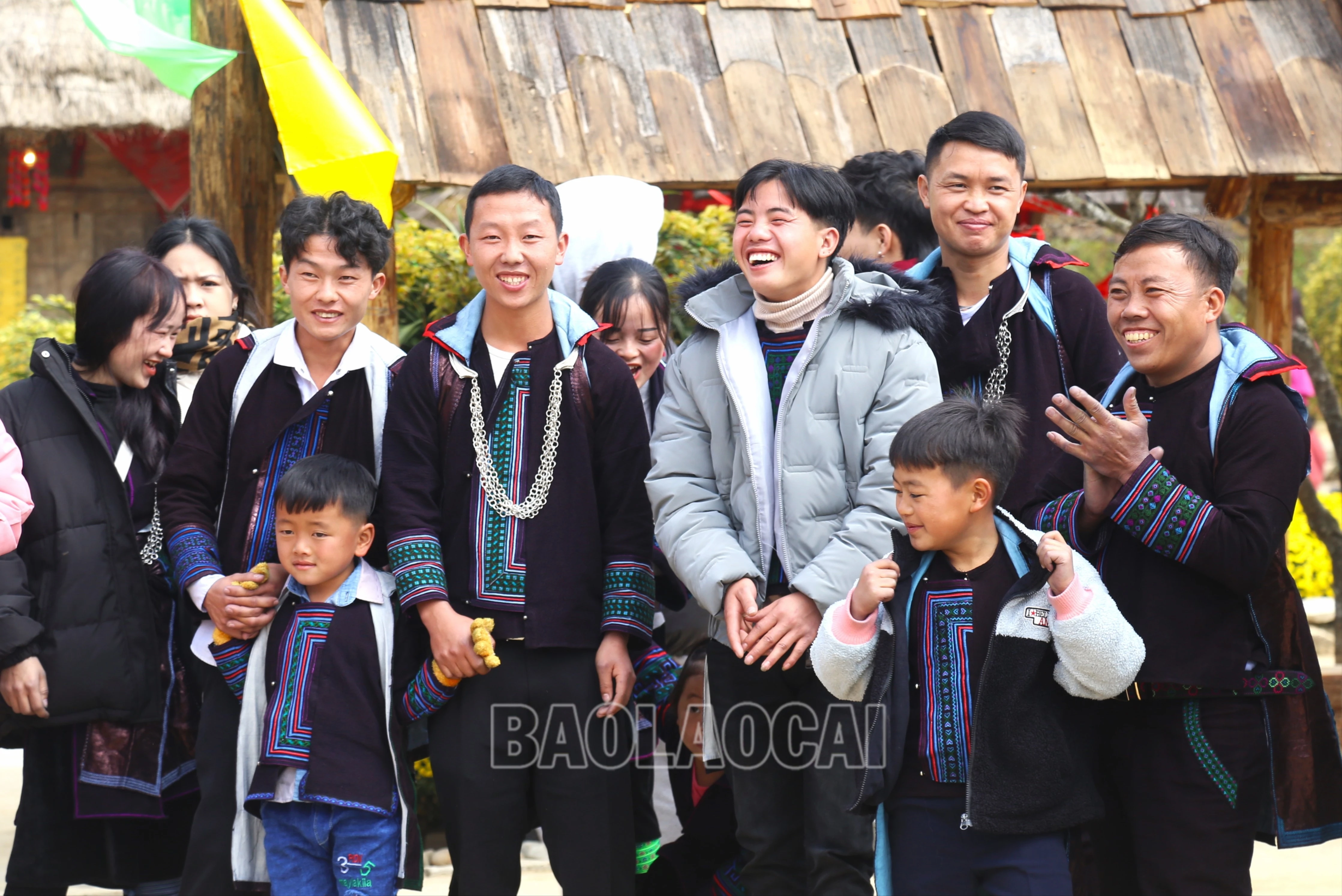 Niềm vui ngày du xuân..JPG