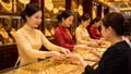 Giá vàng hôm nay 20/8: SJC lao dốc nhưng vàng thế giới tăng hơn 4%