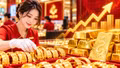 Giá vàng hôm nay 1/10: Vàng thế giới giảm, trong nước có tăng tiếp?