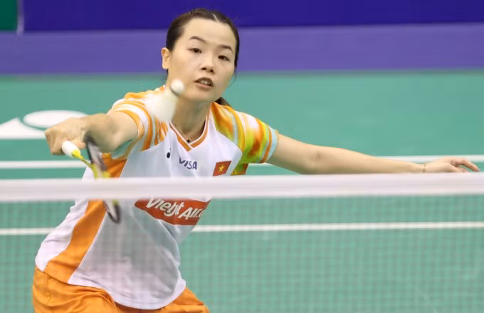 Thể hiện bản lĩnh đúng lúc, Nguyễn Thùy Linh ngược dòng thắng Riko Gunji 2-0 tối 1/2 tại giải cầu lông quốc tế Đức Mở rộng 2025.