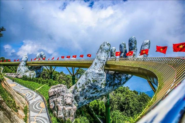 Tạp chí nước ngoài giới thiệu 10 điểm đến đẹp nhất Việt Nam - Ảnh 5.