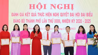 Đánh giá kết quả triển khai Nghị quyết Đại hội Đảng bộ thành phố Lào Cai nhiệm kỳ 2020 - 2025