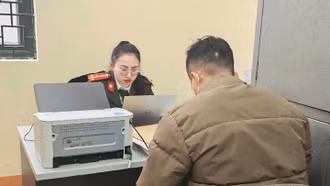 Công an xã Tả Van xử phạt đối tượng đăng tải nội dung sai sự thật, xuyên tạc về lực lượng Công an