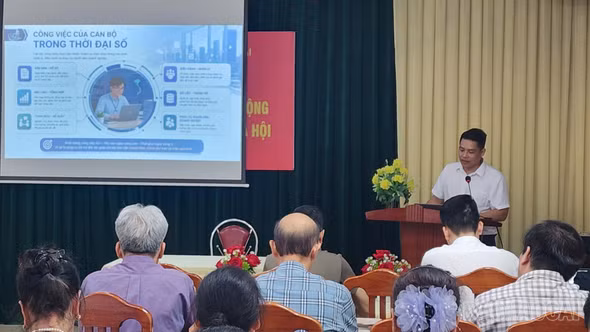 Tập huấn ứng dụng trí tuệ nhân tạo trong nghiên cứu khoa học, tư vấn và phản biện xã hội
