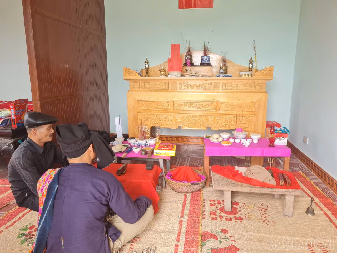 baolaocai-br_nghi-le-cung-xin-via.jpg