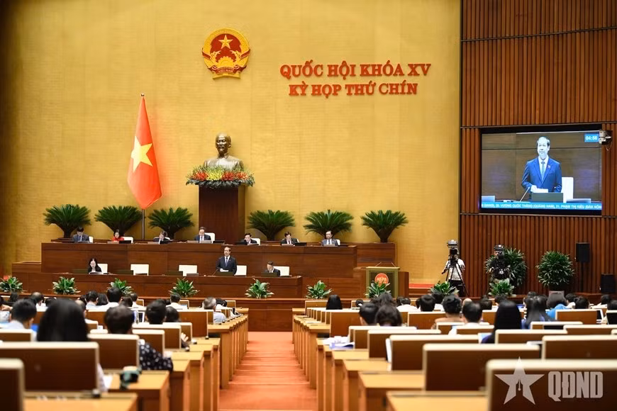 Quang cảnh phiên làm việc. Ảnh: TRỌNG HẢI