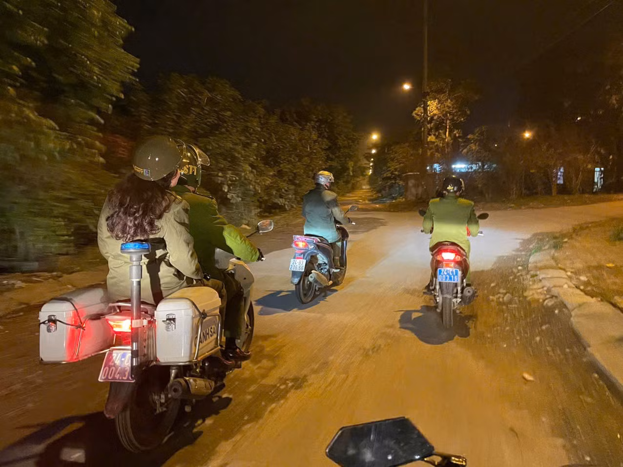kiem-tra-an-ninh-phao-no-dem-giao-thua-tai-cac-dia-phuong-trong-tinh-5.jpg
