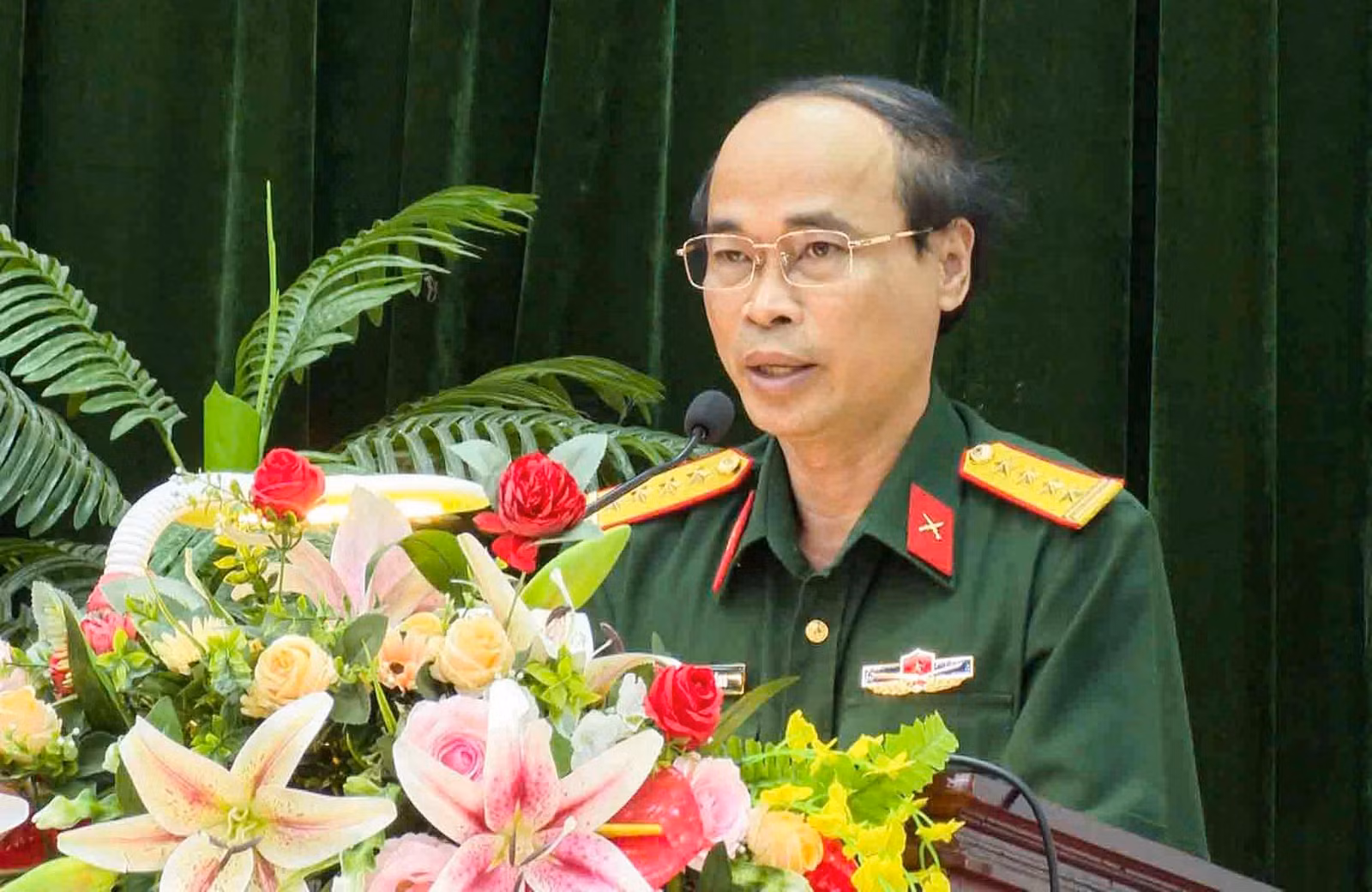 dai-ta-do-thanh-lang-pho-chu-nhiem-hau-can-ky-thuat-quan-khu-2-phat-bieu-chi-dao.jpg