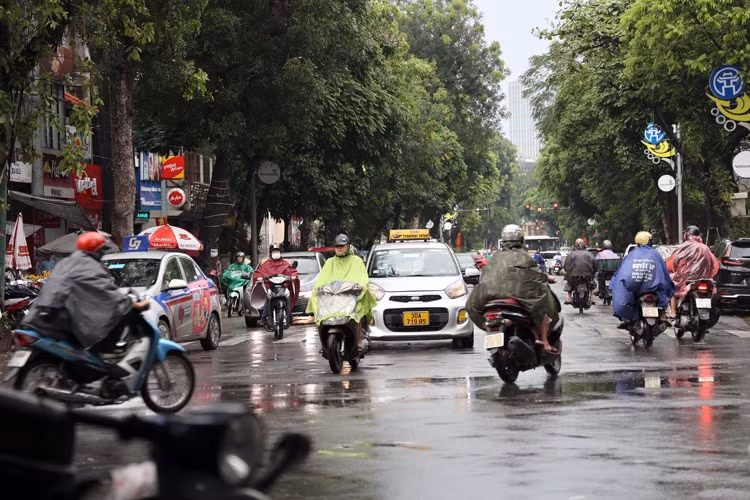 Bắc Bộ và Bắc Trung Bộ có mưa rào và dông, có nơi mưa to.
