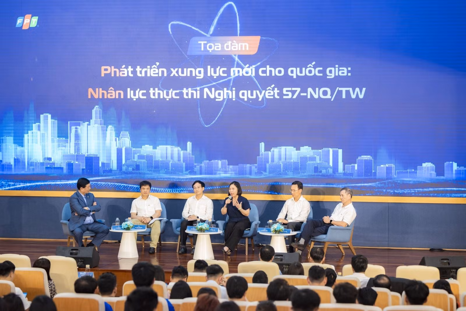 Tọa đàm Phát triển xung lực mới cho quốc gia: Nhân lực thực thi Nghị quyết 57-NQ/TW. Ảnh: VA