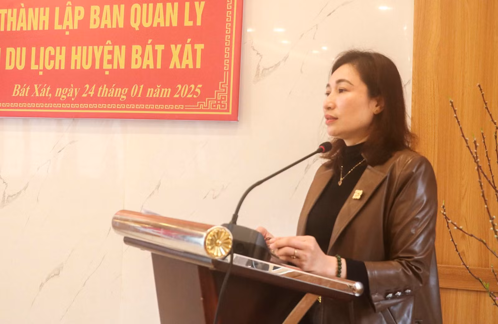 lanh-dao-ubnd-huyen-bat-xat-phat-bieu-giao-nhiem-vu.jpg
