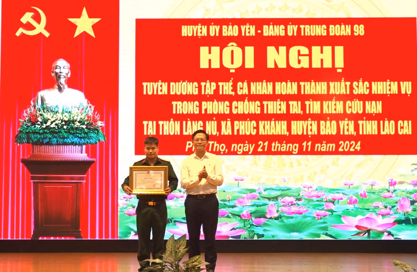 tang-bang-khen-cua-chu-tich-ubnd-tinh-lao-cai-cho-tap-the-hoan-thanh-xuat-sac-nhiem-vu-tim-kiem-cuu-nan-tai-thon-lang-nu-xa-phuc-khanh-huyen-bao-yen.jpg