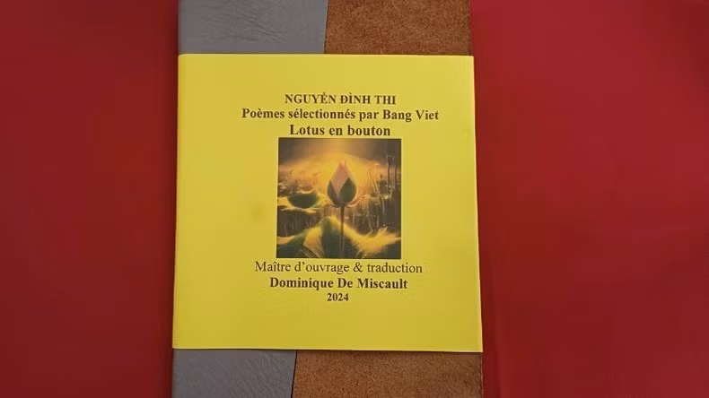 Tập thơ song ngữ Việt - Pháp do dịch giả Dominique De Miscault và nhà thơ Bằng Việt dịch và xuất bản trong năm 2024.