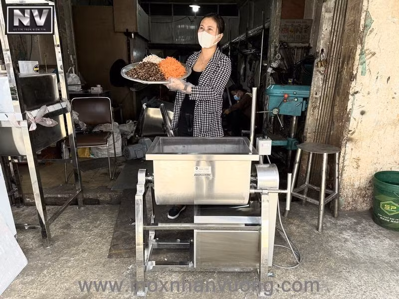 máy trộn 2.jpg