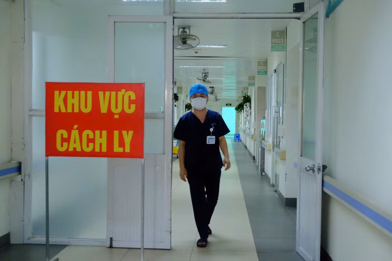 Khu vực cách ly điều trị bệnh nhân COVID-19 và các bệnh truyền nhiễm tại Bệnh viện Thanh Nhàn, Hà Nội.