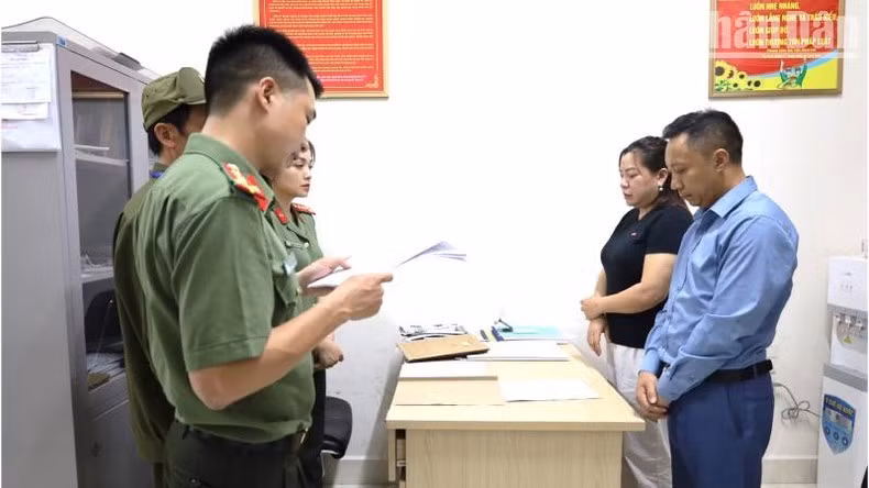 Cơ quan An ninh điều tra Công an tỉnh Lạng Sơn ra quyết định khởi tố, bắt tạm giam đối tượng Nguyễn Đăng Bắc và Tống Thị Hồng Thắm. (Ảnh Công an tỉnh Lạng Sơn)