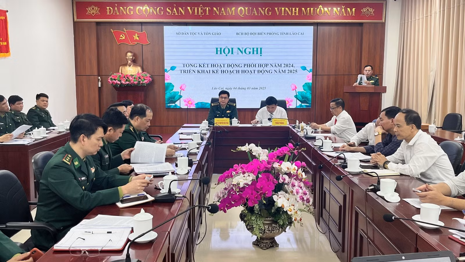 so-dan-toc-va-ton-giao-voi-bo-chi-huy-bdbp-lao-cai-tiep-tuc-tang-cuong-cong-tac-phoi-hop-nam-2025.jpg