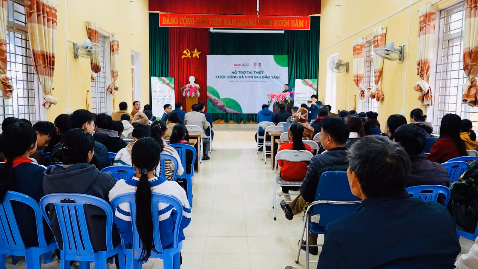 anh-1-ho-tro-sinh-ke.jpg