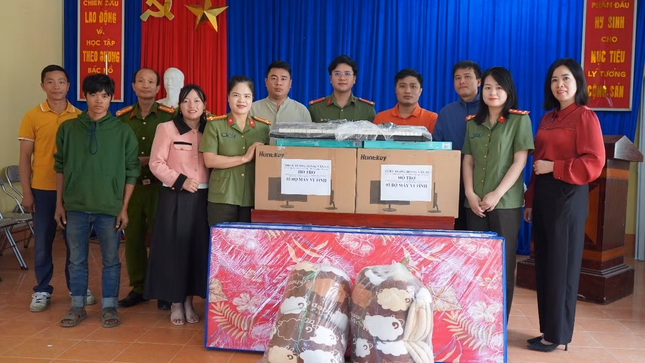 may-tinh-2-7138.jpg