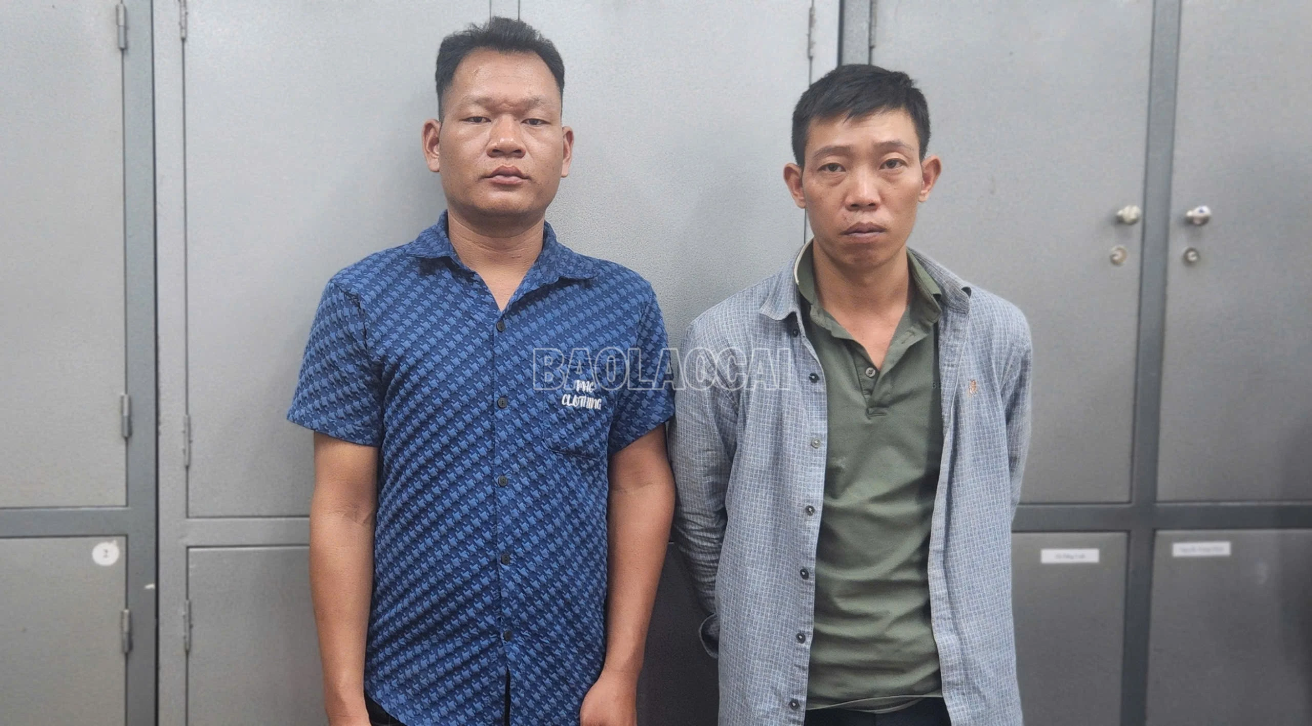 baolaocai-c_5-lang-van-liem-ao-xanh-va-trieu-van-truc-thuc-hien-viec-livetream-cho-giang-va-tri.jpg