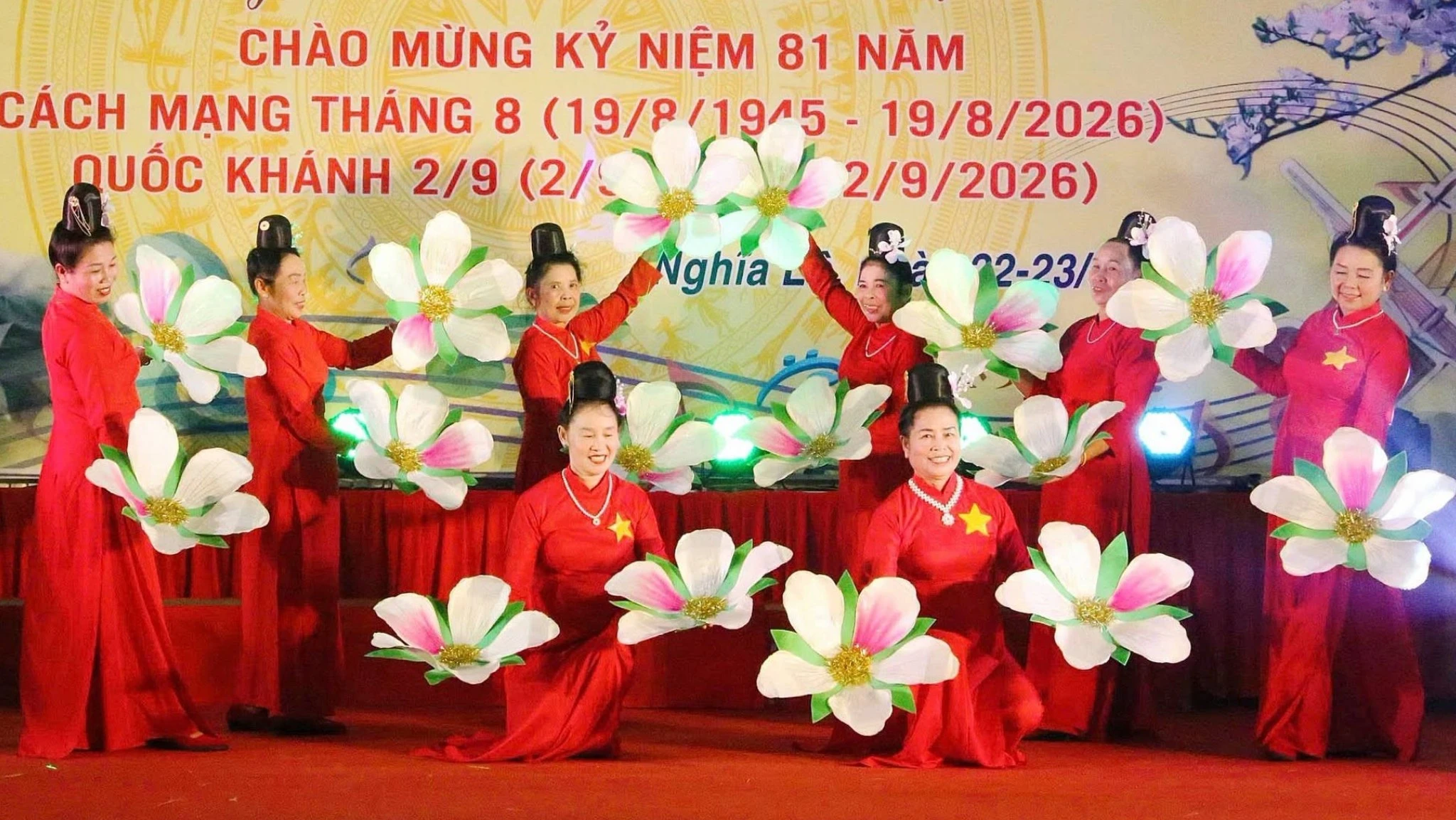 mua-canh-hoa-ban-dac-trung-cua-vung-tay-bac-833.jpg