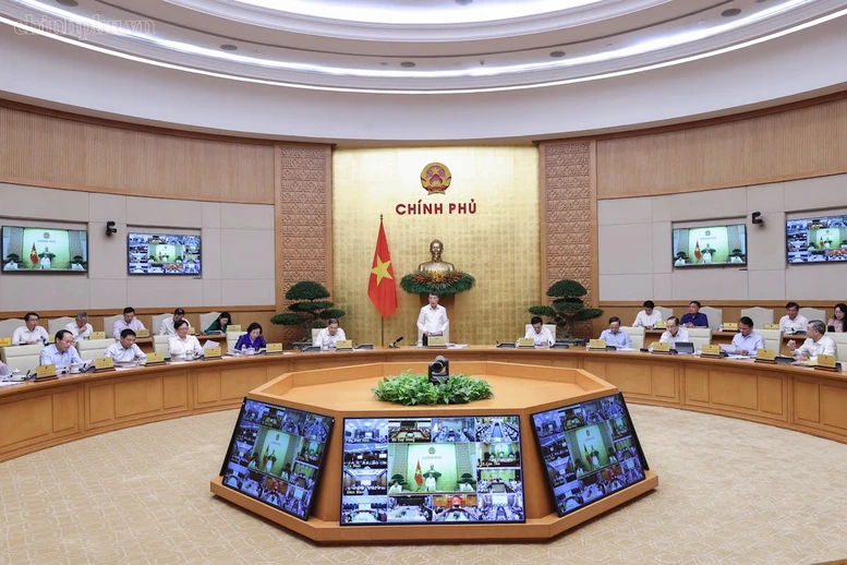Ngày 3/10/2026, Thủ tướng Chính phủ Lê Minh Hưng chủ trì phiên họp Chính phủ thường kỳ tháng 9/2026 và trực tuyến với các bộ ngành, địa phương - Ảnh: VGP