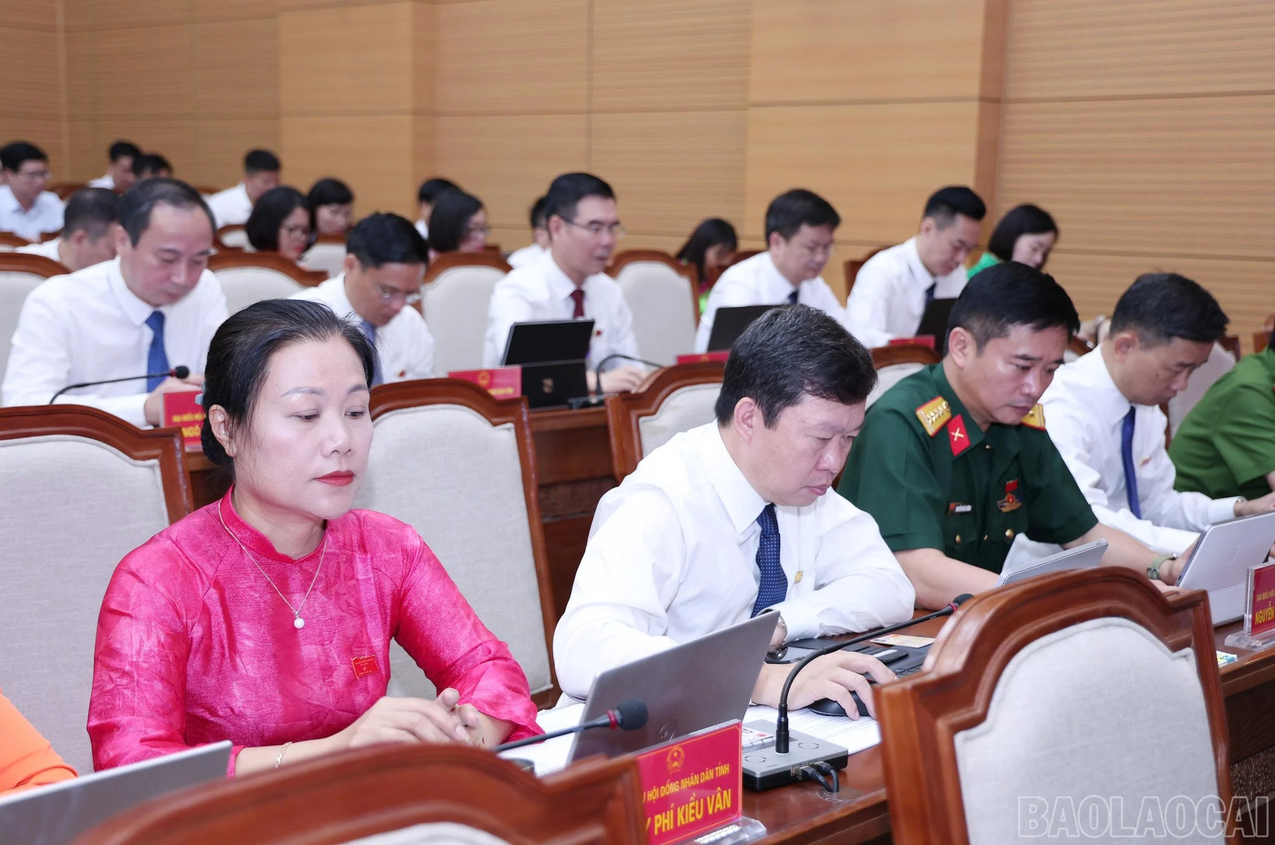 baolaocai-br_z7987267241952-00062cdbdf0f7ce6e70683b668f4d35e.jpg
