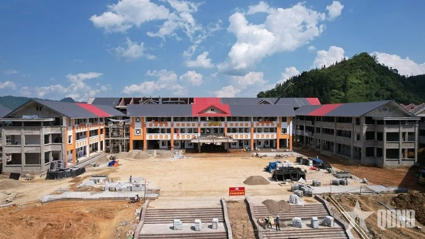 Toàn cảnh Trường Phổ thông nội trú liên cấp Tiểu học và THCS Pha Long (xã Pha Long, tỉnh Lào Cai) đầu tháng 8-2026. Ảnh: DUY THÀNH