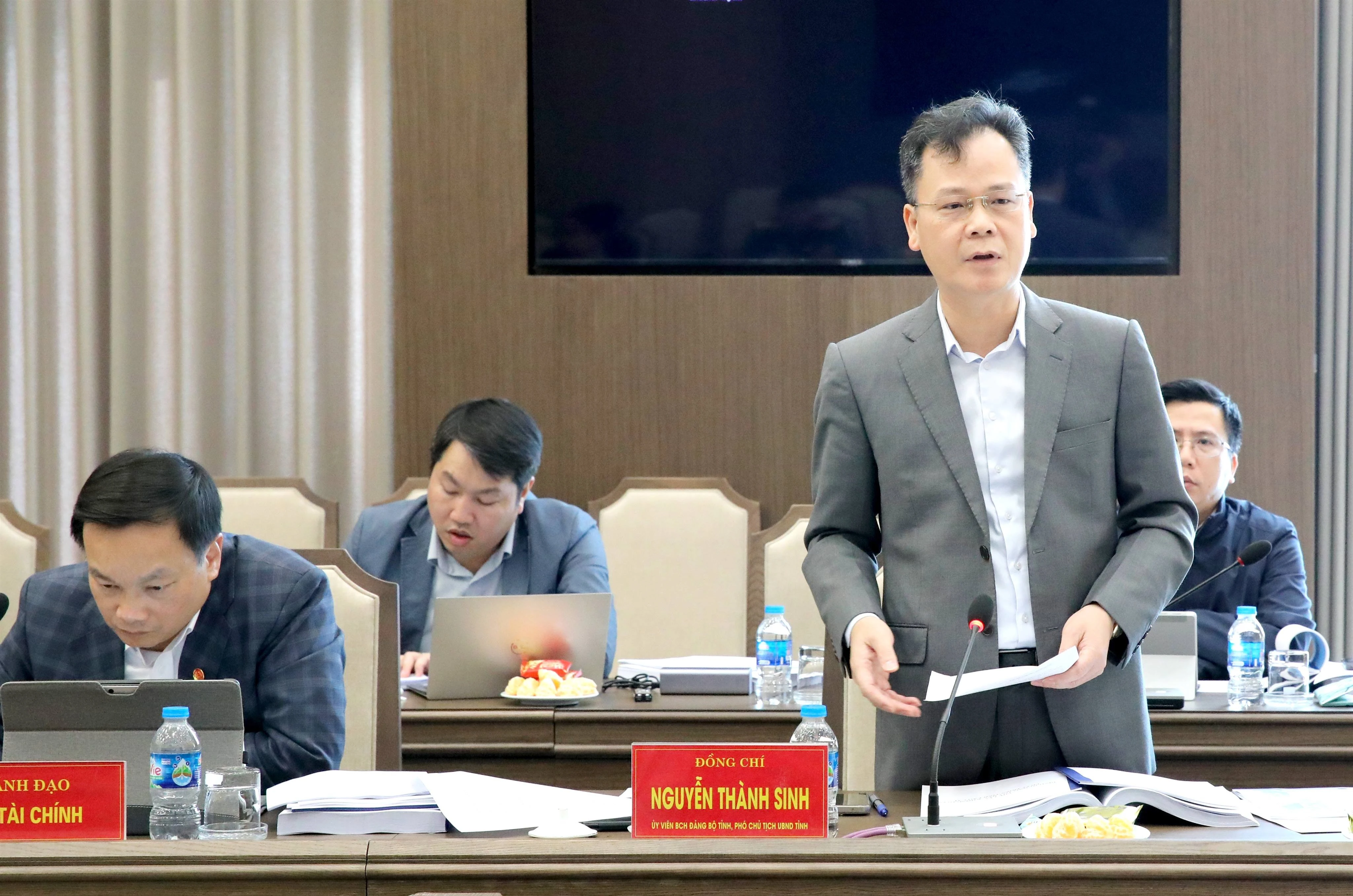 4y3a8617dcphochutichnguyenthanhinh.jpg