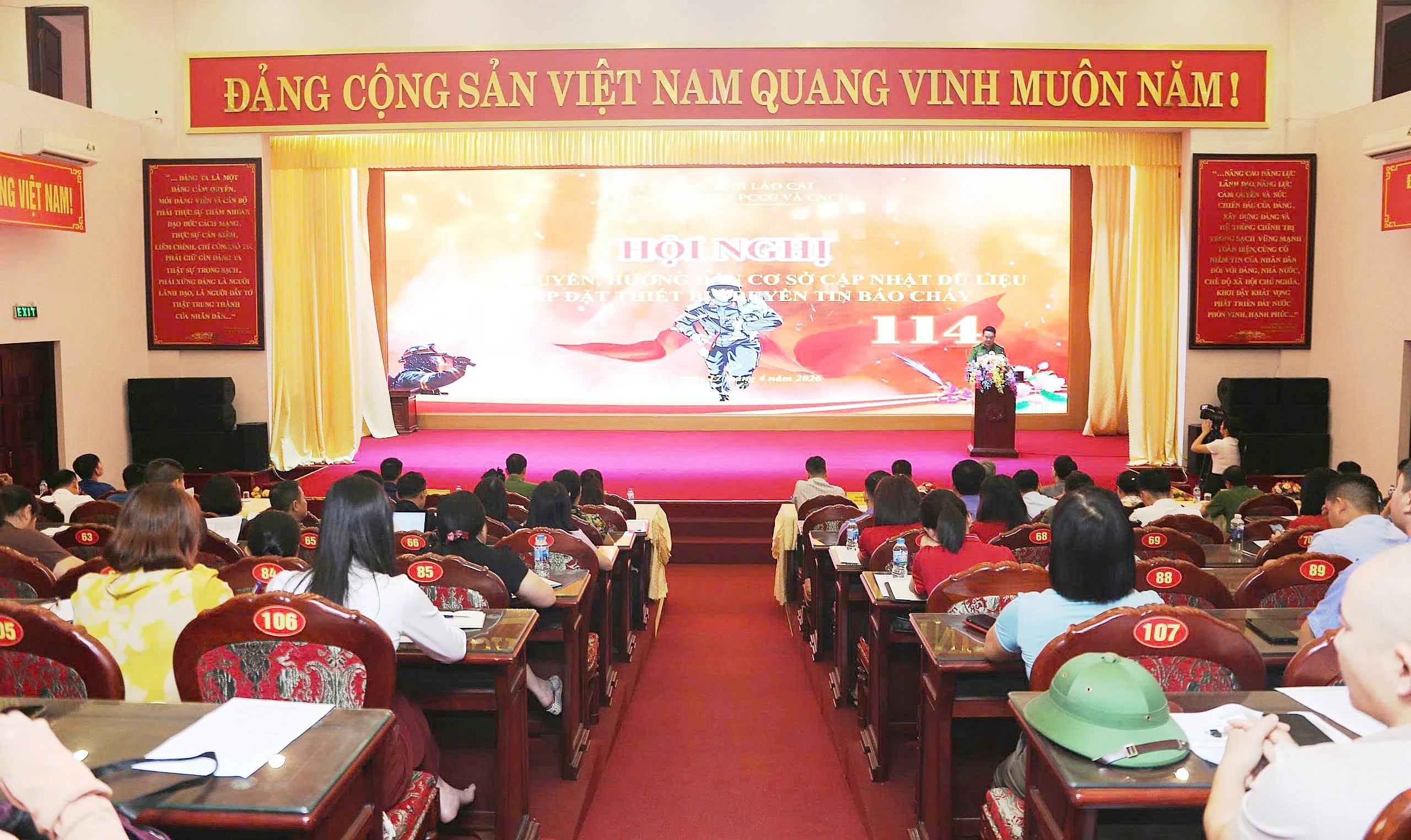 quang-canh-buoi-tuyen-truyen.jpg
