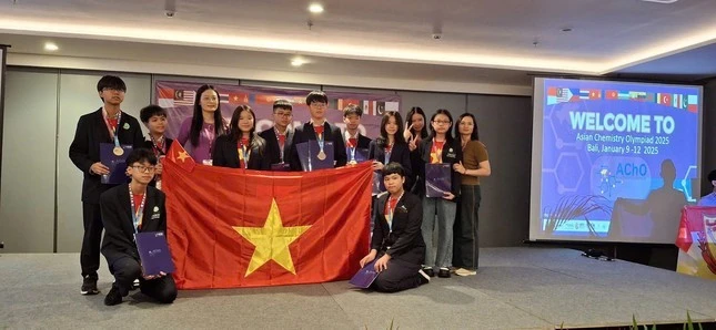 Học sinh Việt Nam tham dự cuộc thi.