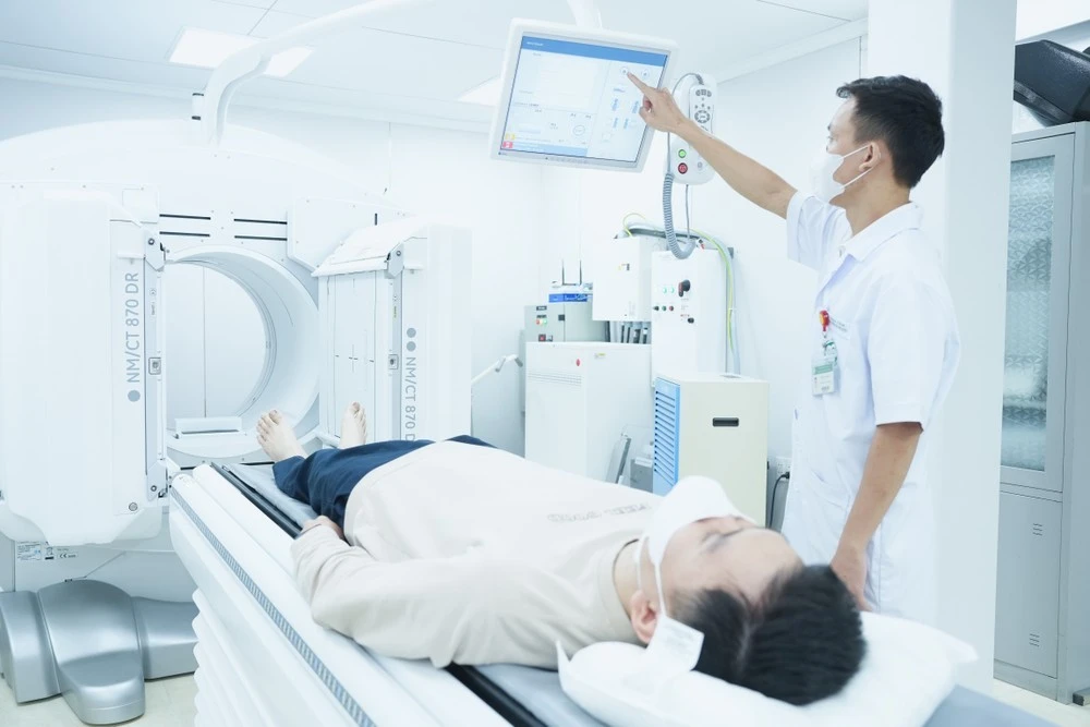 Quyền lợi của người bệnh BHYT ngày càng được mở rộng