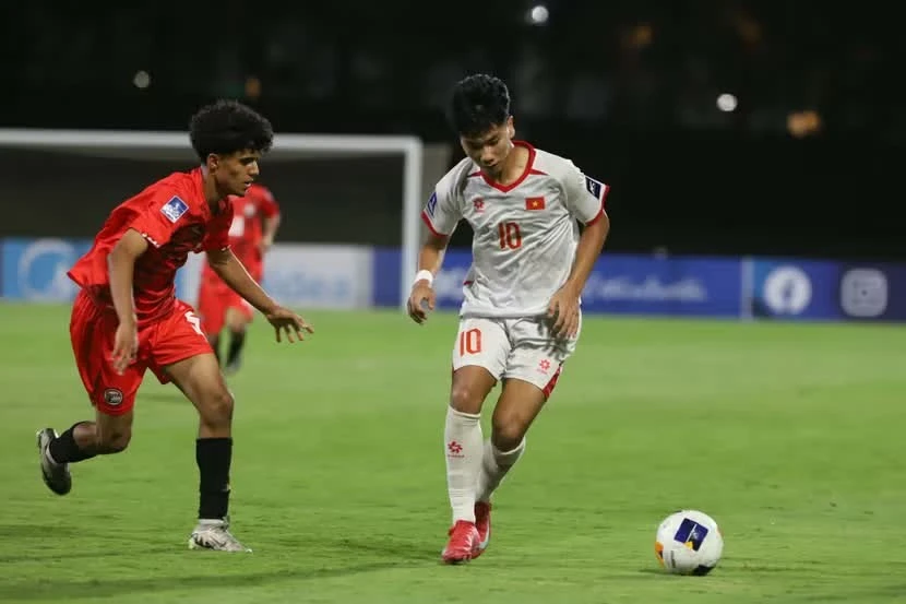 U17 Việt Nam đánh bại U17 Yemen 1-0.