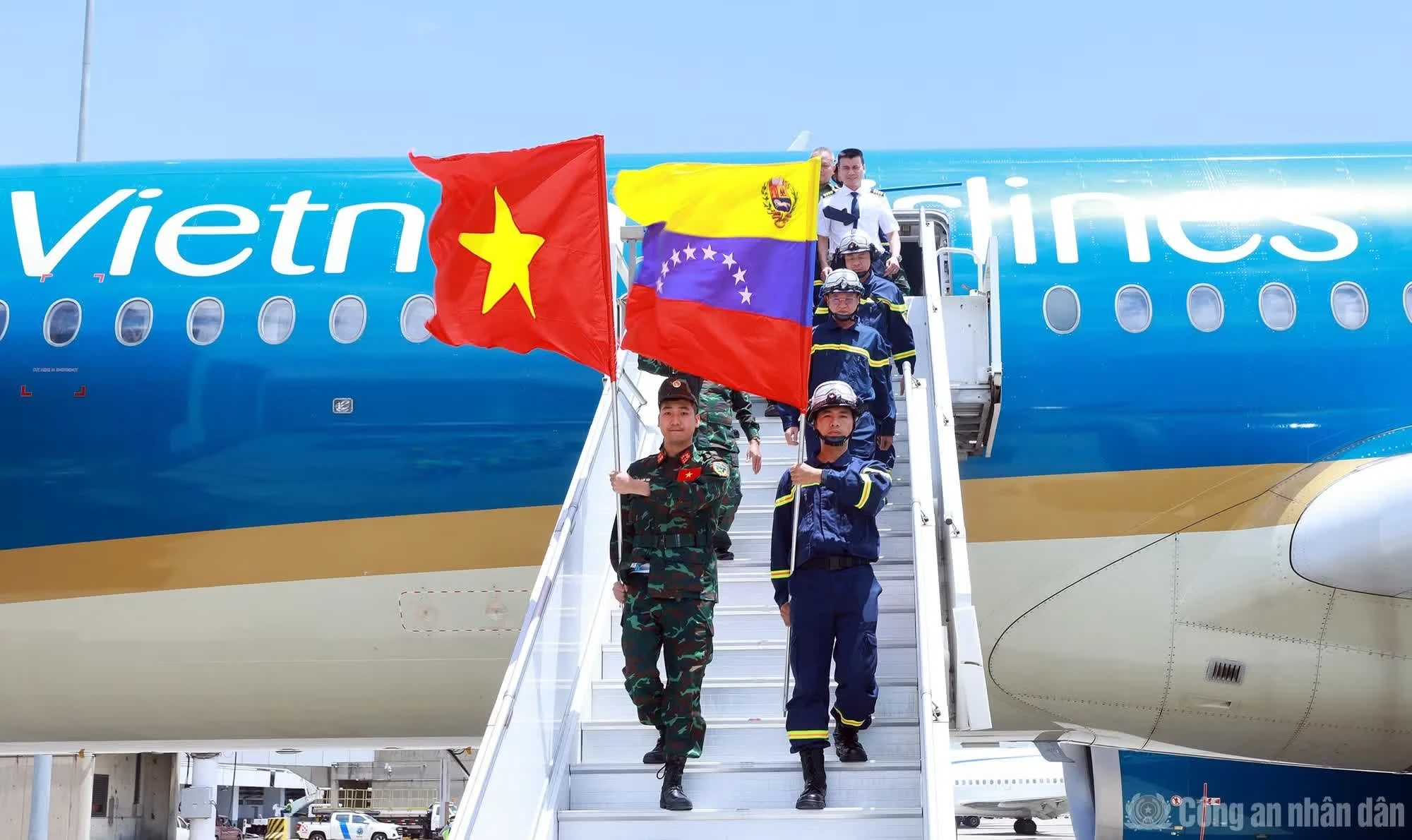 Đoàn cứu hộ, cứu nạn của Việt Nam sẽ thực hiện nhiệm vụ với tất cả khả năng hiện có, nỗ lực hết sức san sẻ khó khăn với Chính phủ và nhân dân Venezuela.