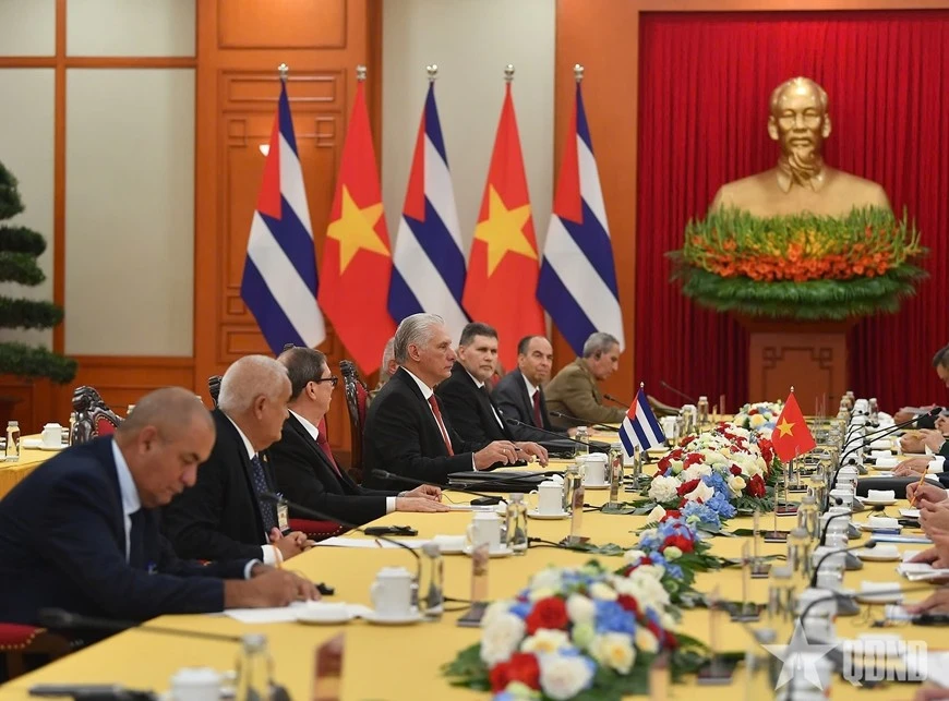 Đoàn đại biểu cấp cao Cuba dự hội đàm.