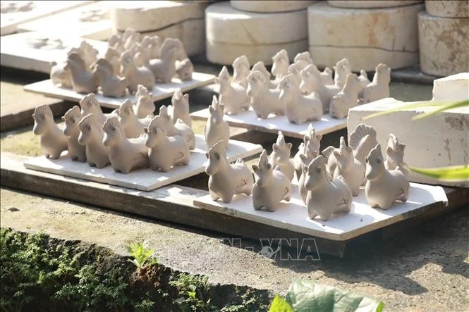 Chú ngựa gốm mang “hơi thở Tết” của đất vùng đất Quảng tại làng gốm Thanh Hà.