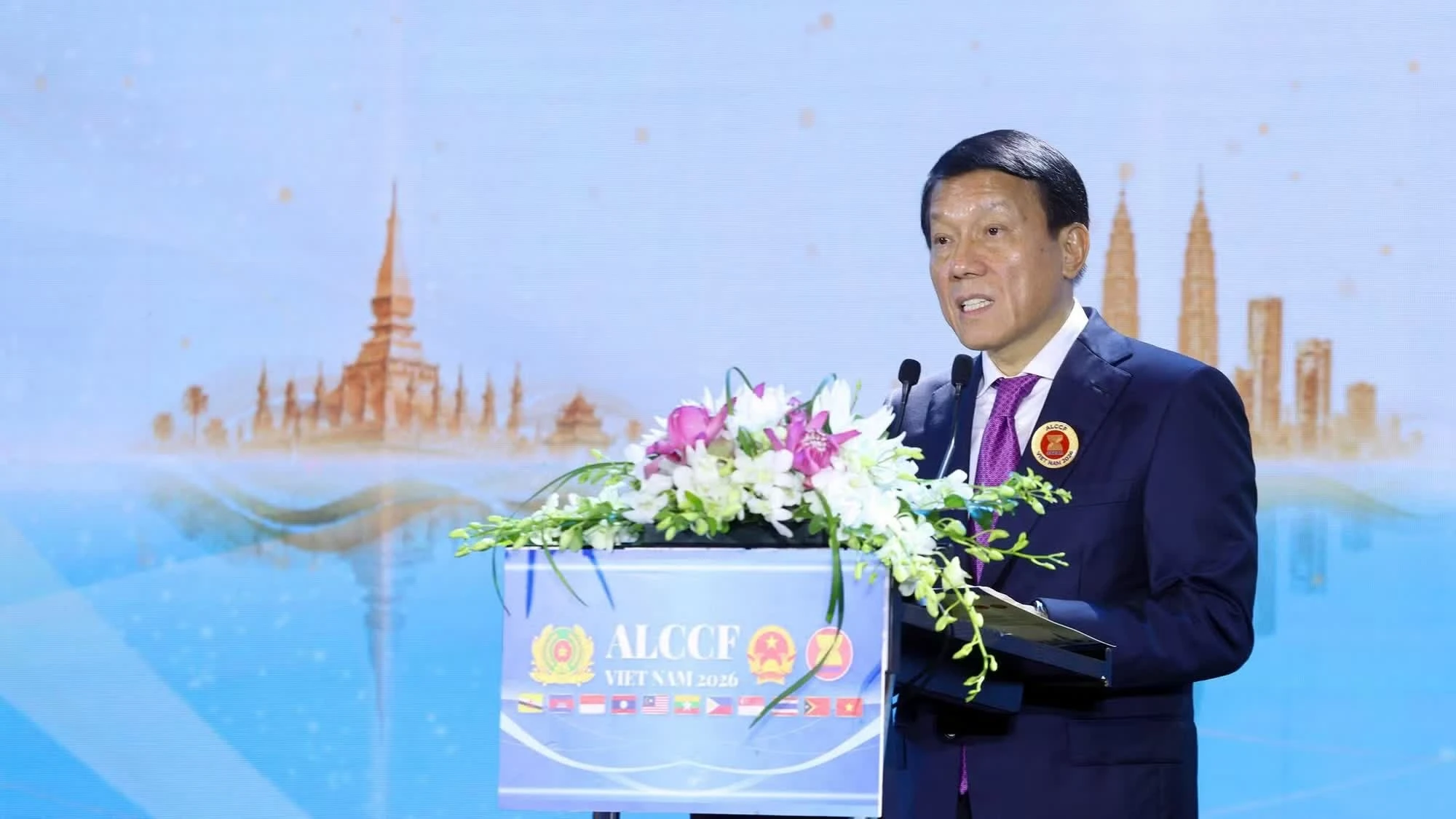 Bộ trưởng Lương Tam Quang phát biểu khai mạc hội nghị.